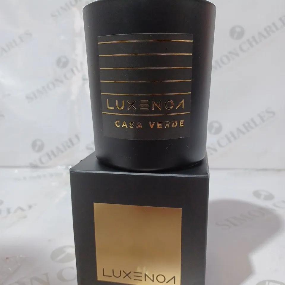 LUXENOA SIGNATURE GLASS CANDLE