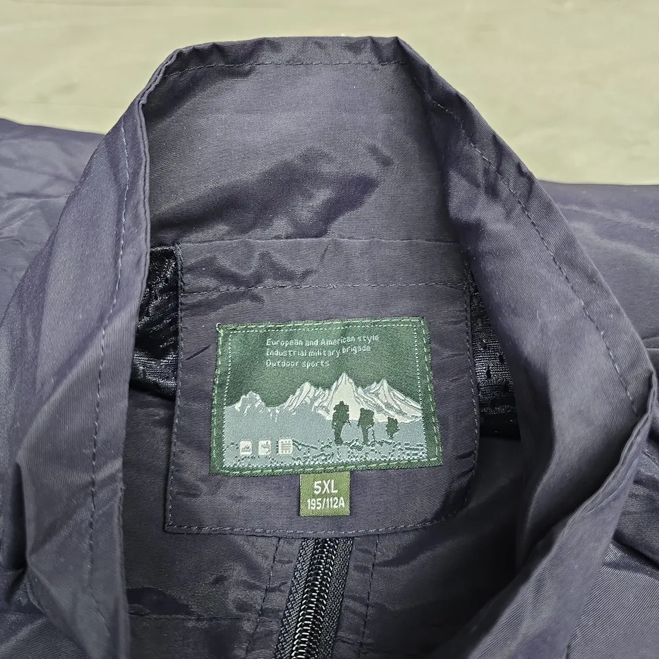 MEN'S NAVY OUTDOOR SLEEVELESS SHELL VEST – SIZE 5XL