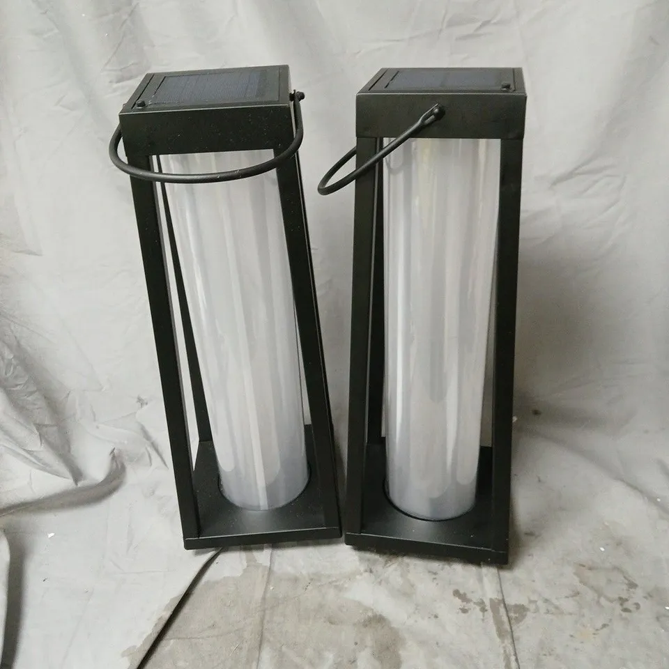 GARDEN REFLECTIONS WARM WHITE 3D EFFECT LED SOLAR LANTERN