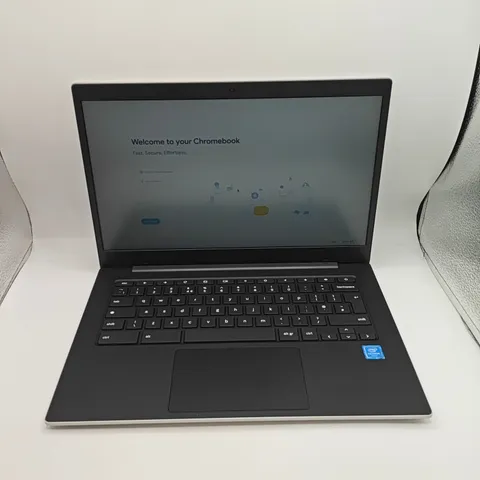 BOXED SAMSUNG GALAXY CHROMEBOOK GO INTEL CELERON LAPTOP IN SILVER - XE340XDA
