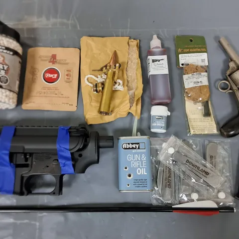 LOT OF 15 ASSORTED RIFLE SPORTING ITEMS TO INCLUDE ANGRY BALLS, GUN OIL, SIGHT ADJUSTING TOOL AND FOLDING KNIFES