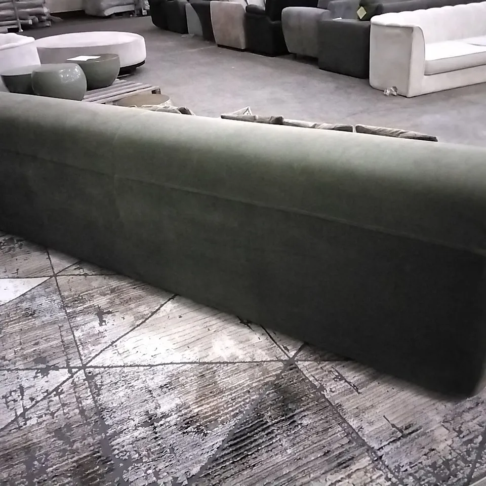 QUALITY OLIVE GREY LOOSE-FIT FABRIC LARGE THREE SEATER SOFA WITH MATCHING SCATTER CUSHIONS 