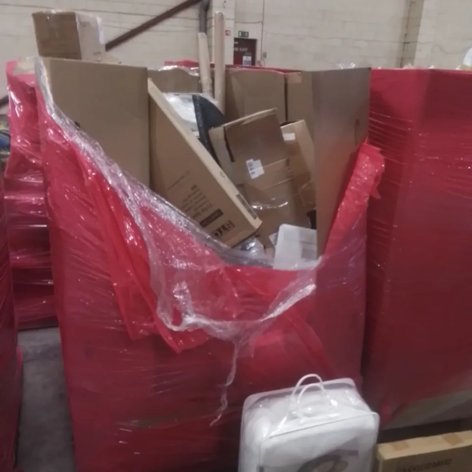 PALLET OF ASSORTED HOUSEHOLD GOODS AND FURNITURE TO INCLUDE;LEGO DUPLICATE TRAIN SET, TOP RACE METAL SHOVEL, STOREMIC TOILET SEAT ETC 