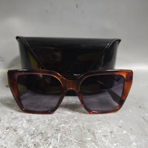 BOXED FENDI SUNGLASSES FF