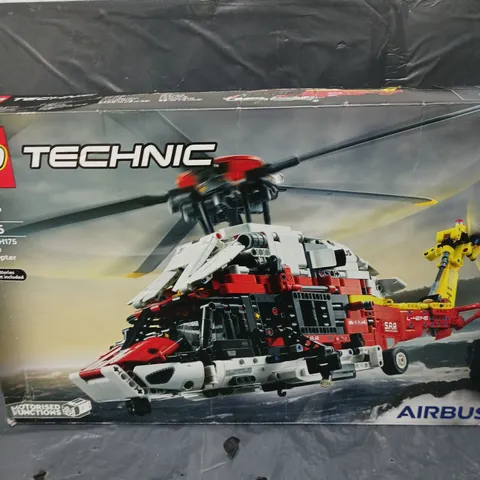 BOXED LEGO TECHNIC AIRBUS H175 RESCUE HELICOPTER - 42145