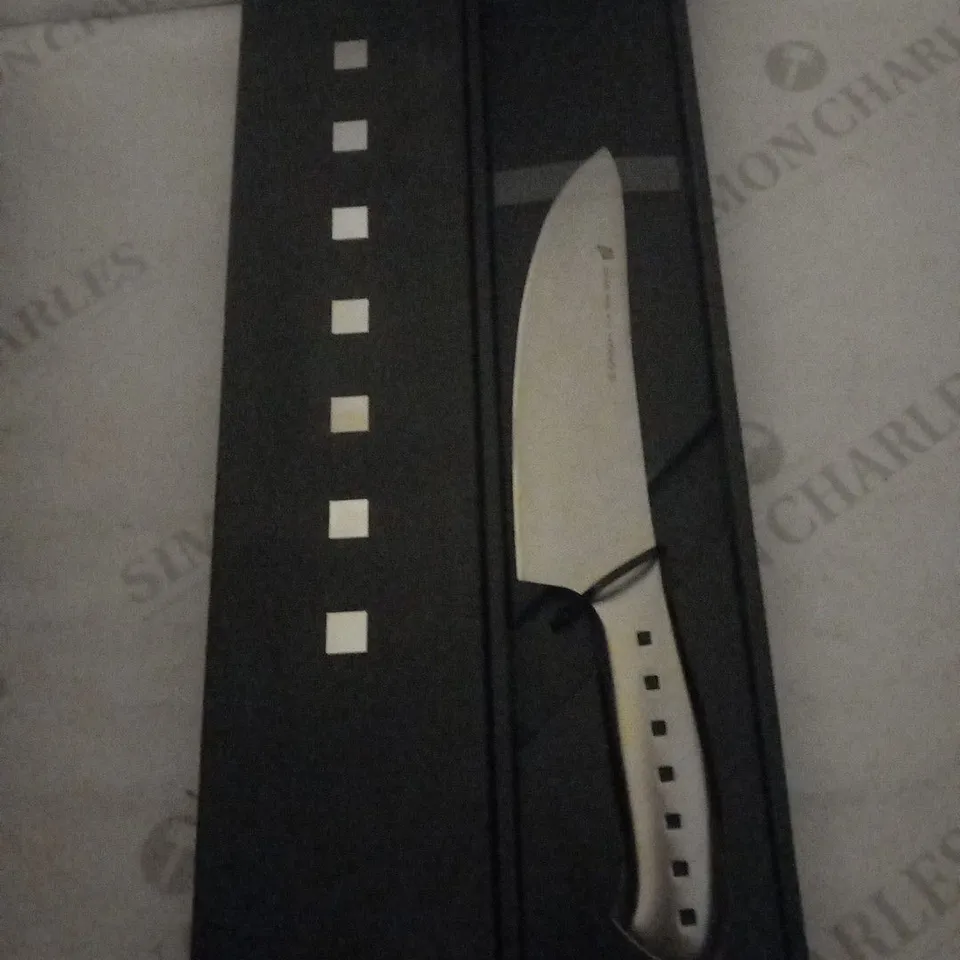 BRAND NEW BOXED SHA RA KU MONO MOLYBDENUM VANADIUM STEEL FJ-13 17CM DEBA KNIFE