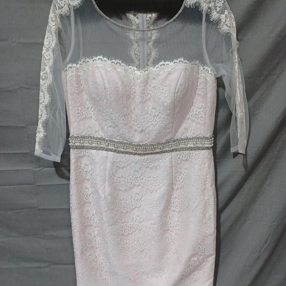 ZEILA FLORAL MESH SEQUIN DETAIL DRESS IN PINK/WHITE - SIZE 42