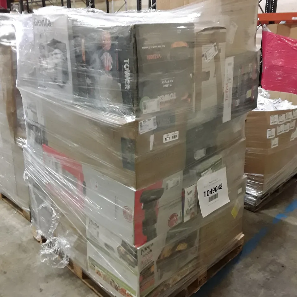PALLET OF APPROXIMATELY 35 UNPROCESSED RAW RETURN HOUSEHOLD AND ELECTRICAL GOODS TO INCLUDE;