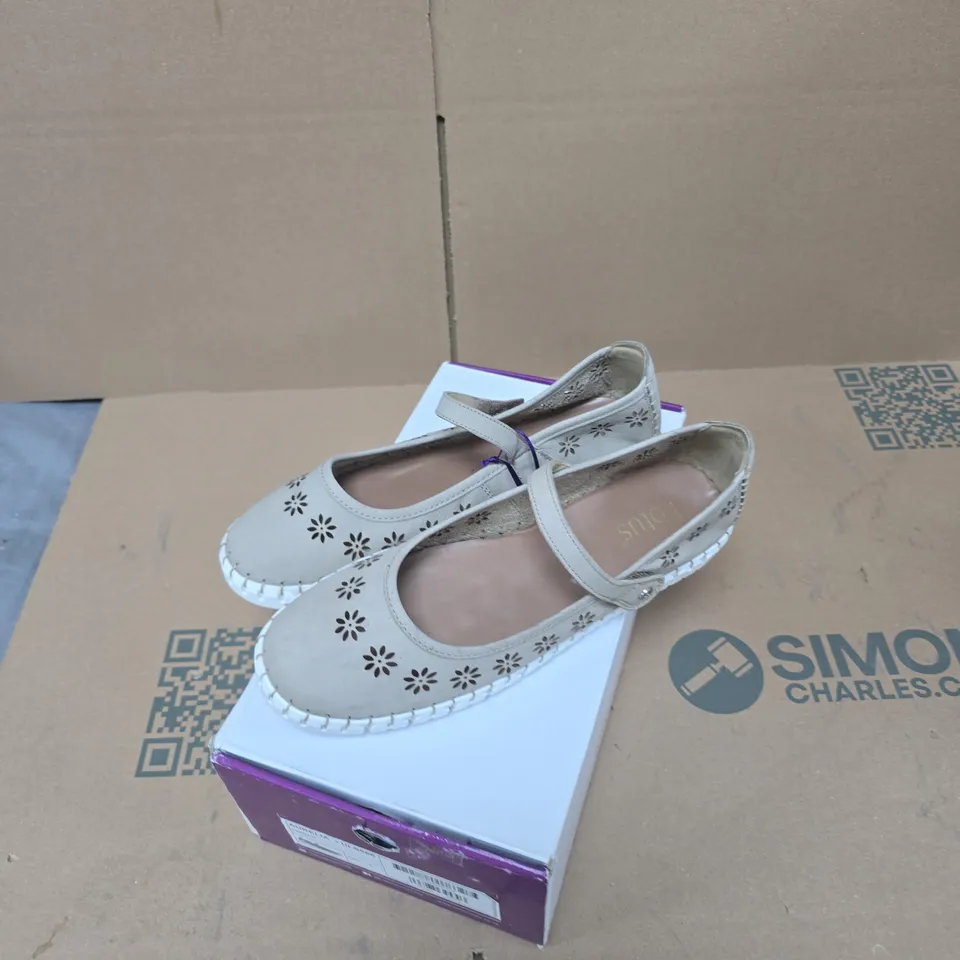 LOTUS AURELIA ULS566 NATURAL WOMEN'S SHOES - UK 6