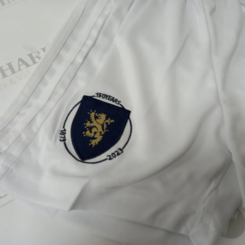 ADIDAS SCOTLAND 150 YEARS FOOTBALL SHORTS IN WHITE - SIZE 18
