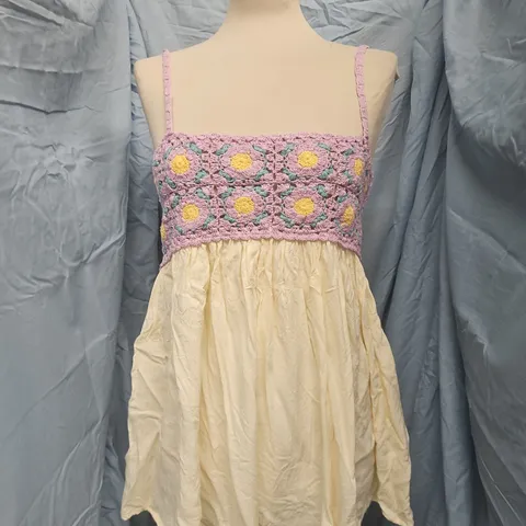 ASOS DESIGN CROCHETED FLORAL DRESS β PURPLE BODICE, CREAM SKIRT, UK 8