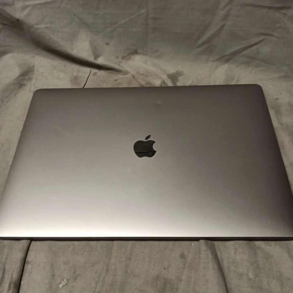 APPLE MACBOOK PRO 16 INCH 1TB M2 LAPTOP IN BOX