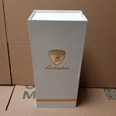 BOXED LAMBORGHINI INSULATED BOTTLE IN CREAM