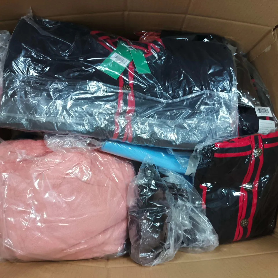 APPROXIMATELY 40 ASSORTED CLOTHING ITEMS IN VARIOUS SIZES, STYLES & COLOURS TO INCLUDE BRANDS SUCH AS LA MAREY, ANAMOR, EMRECO, ETC - COLLECTION ONLY