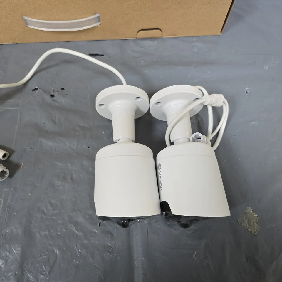 SWANN CCTV SECURITY CAMERAS – PAIR WITH ACCESSORIES 