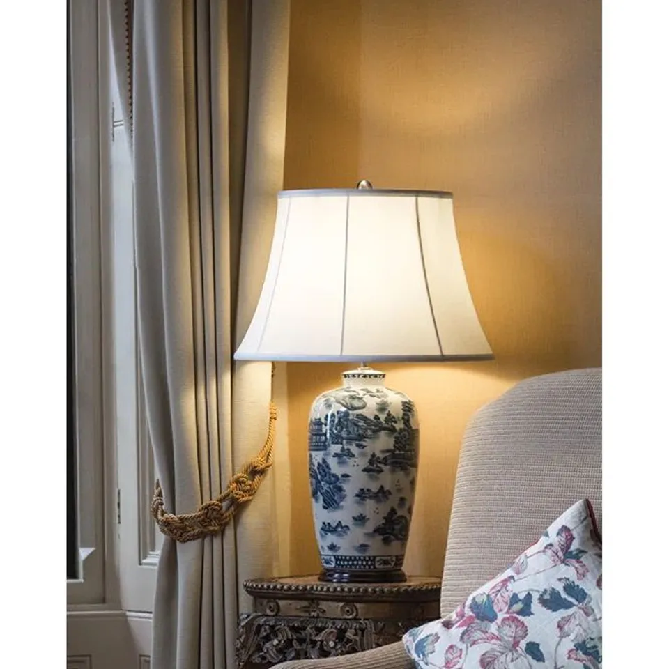 BOXED EMOND PORCELAIN TABLE LAMP (1 BOX)