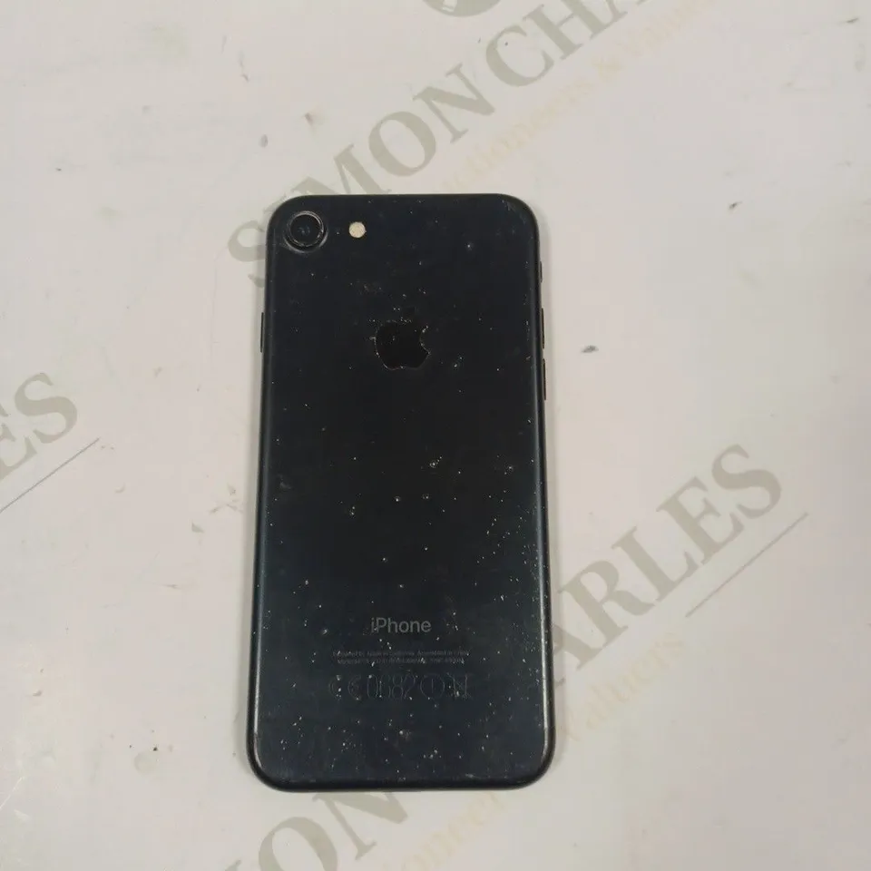 APPLE IPHONE 7 (A1778) SMARTPHONE