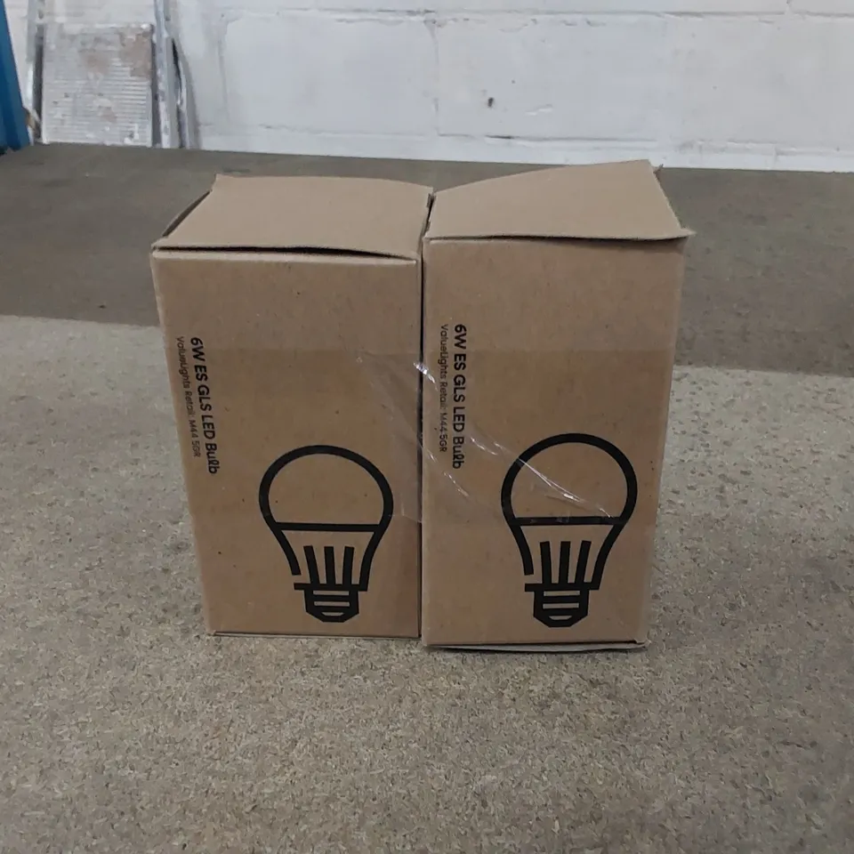 BOXED EQUIVALENT A19 E27 MEDIUM STANDARD LIGHT BULBS - SET OF 2 