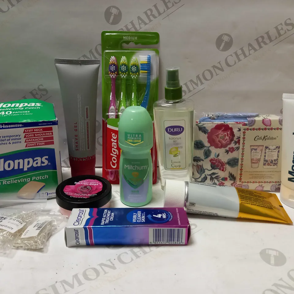 LOT OF APPROX 10 ASSORTED COSMETIC ITEMS TO INCLUDE MAGNESIUM GEL, BODY BUTTER, PAIN RELIEVING POUCH, ETC
