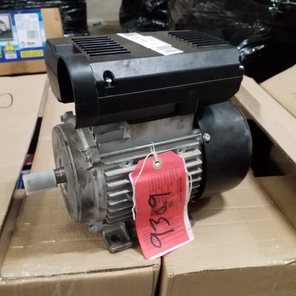 CLARKE 1HP SINGLE PHASE 4-POLE MOTOR (230V)