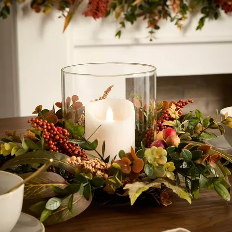 AUTUMN ROSE HIP AND BERRY HURRICANE LAMP