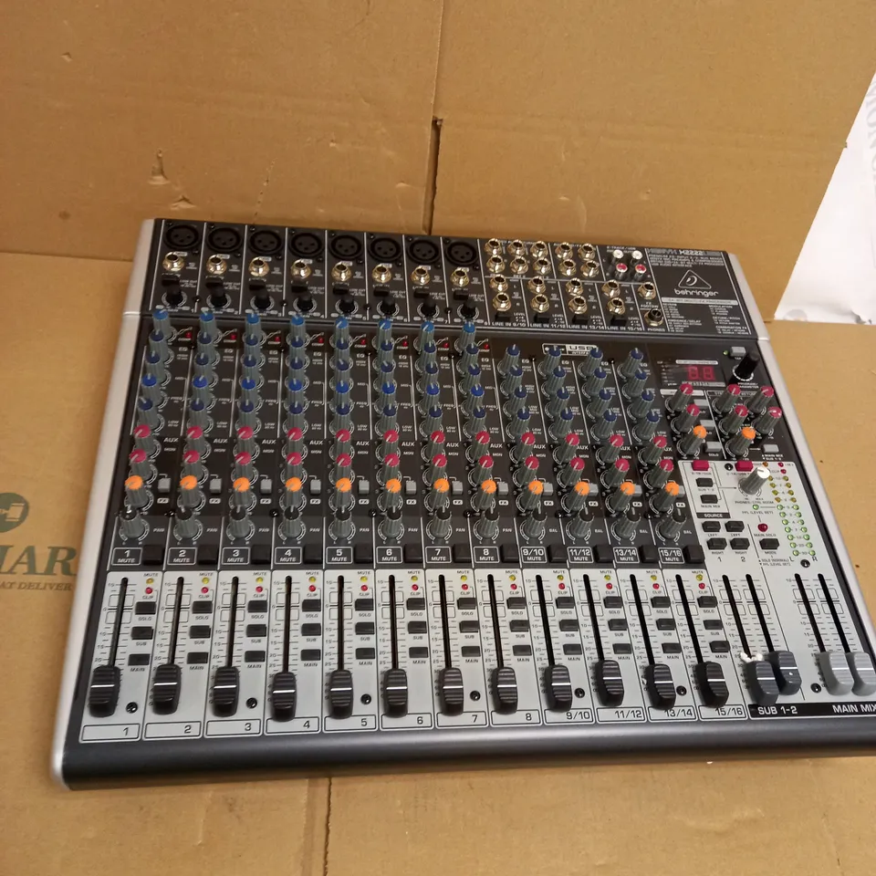 BERINGER 24-BIT MULTI FX PROCESSOR