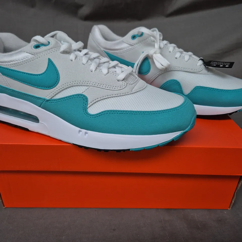 BOXED PAIR OF NIKE AIR MAX 1 '86 SHOES IN WHITE/CYAN UK SIZE 9.5