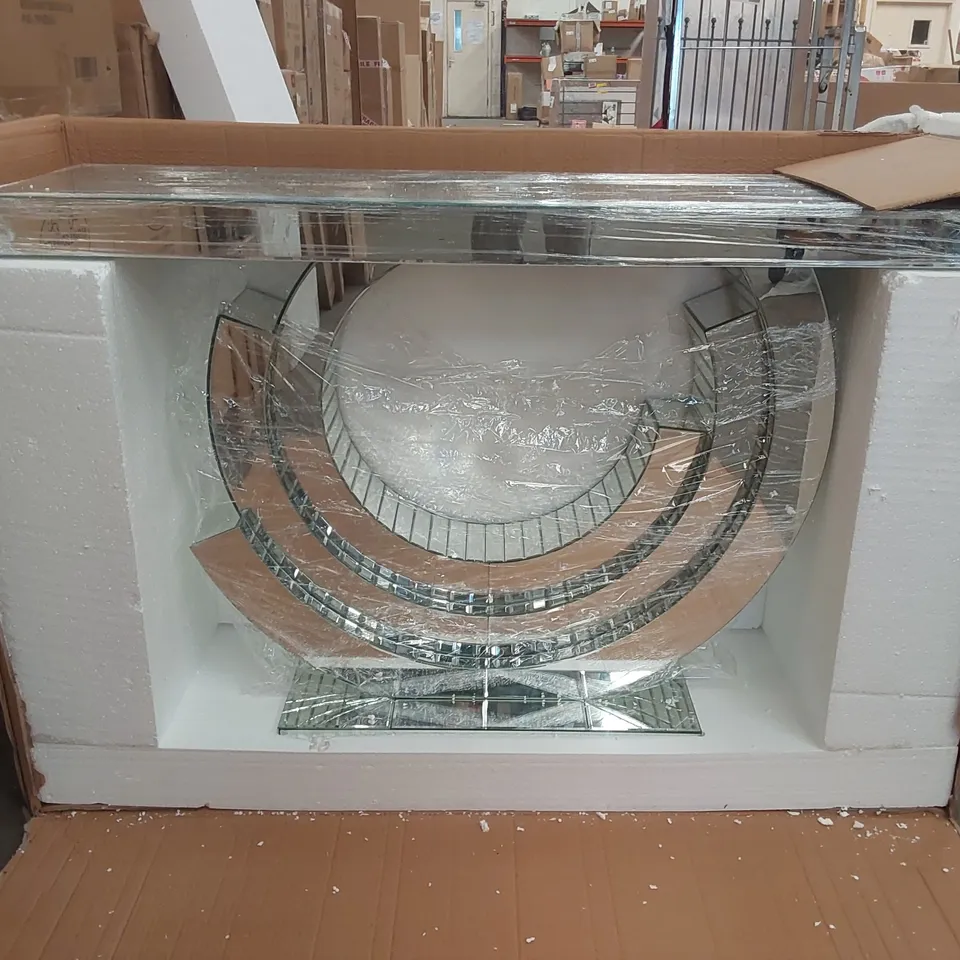 BOXED HOMESDIRECT365 MIRRORED CONSOLE TABLE 