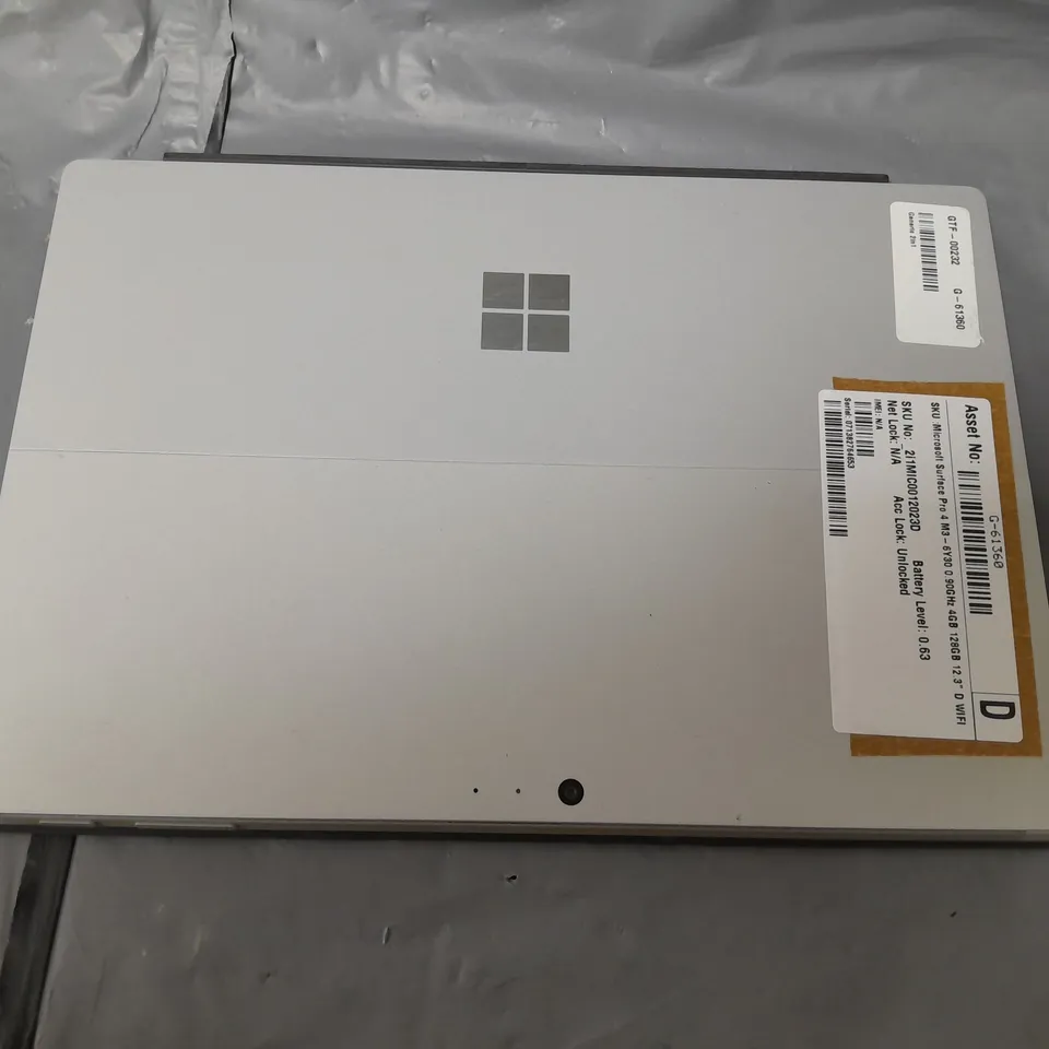 UNBOXED MICROSOFT SURFACE PRO 4 M3-6Y30 0.9GHZ 4GB 128GB