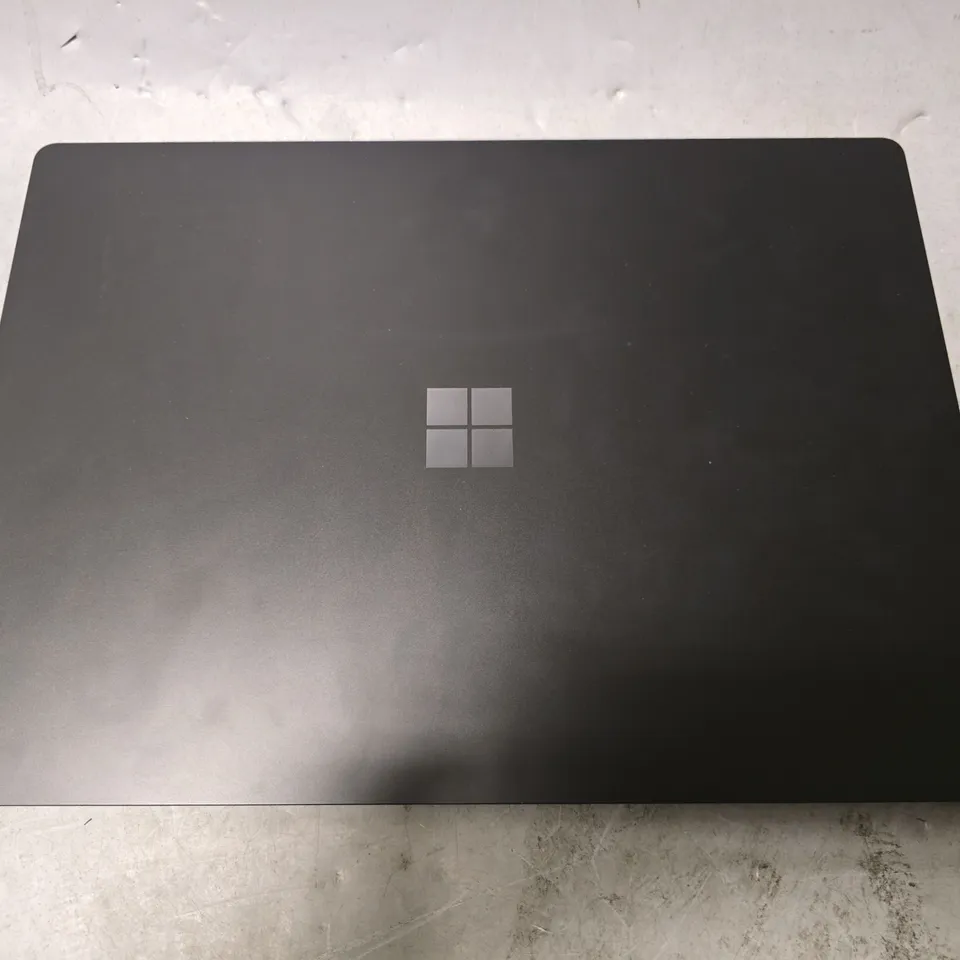 BOXED MICROSOFT SURFACE 4 LAPTOP IN BLACK 