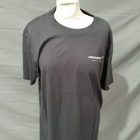 HOLLISTER MCLAREN FORMULA 1 TEAM BLACK T-SHIRT - MEDIUM