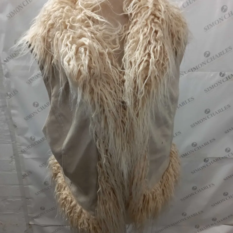 URBAN OUTFITTERS OPEN FRONT GILET - L/G