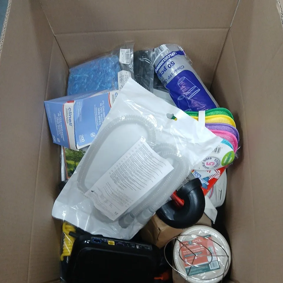 BOX OF APPROXIMATELY 10 ASSORTED ITEMS INCLUDING HALF PINT CUPS, A SKY EM150 ROUTER AND JML SOOPA MICROGIBRE SCRUBBER SPONGES