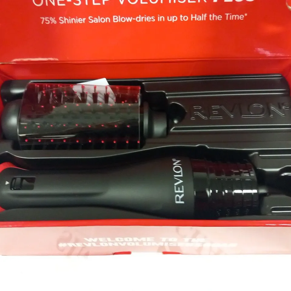 BOXED REVLON ONE STEP VOLUMISER PLUS