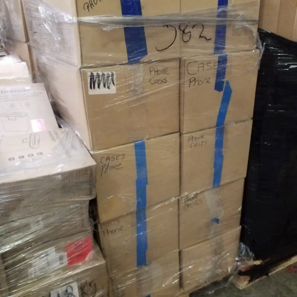 PALLET OF 20 BOXES CONTAINING ASSORTED PHONE CASES