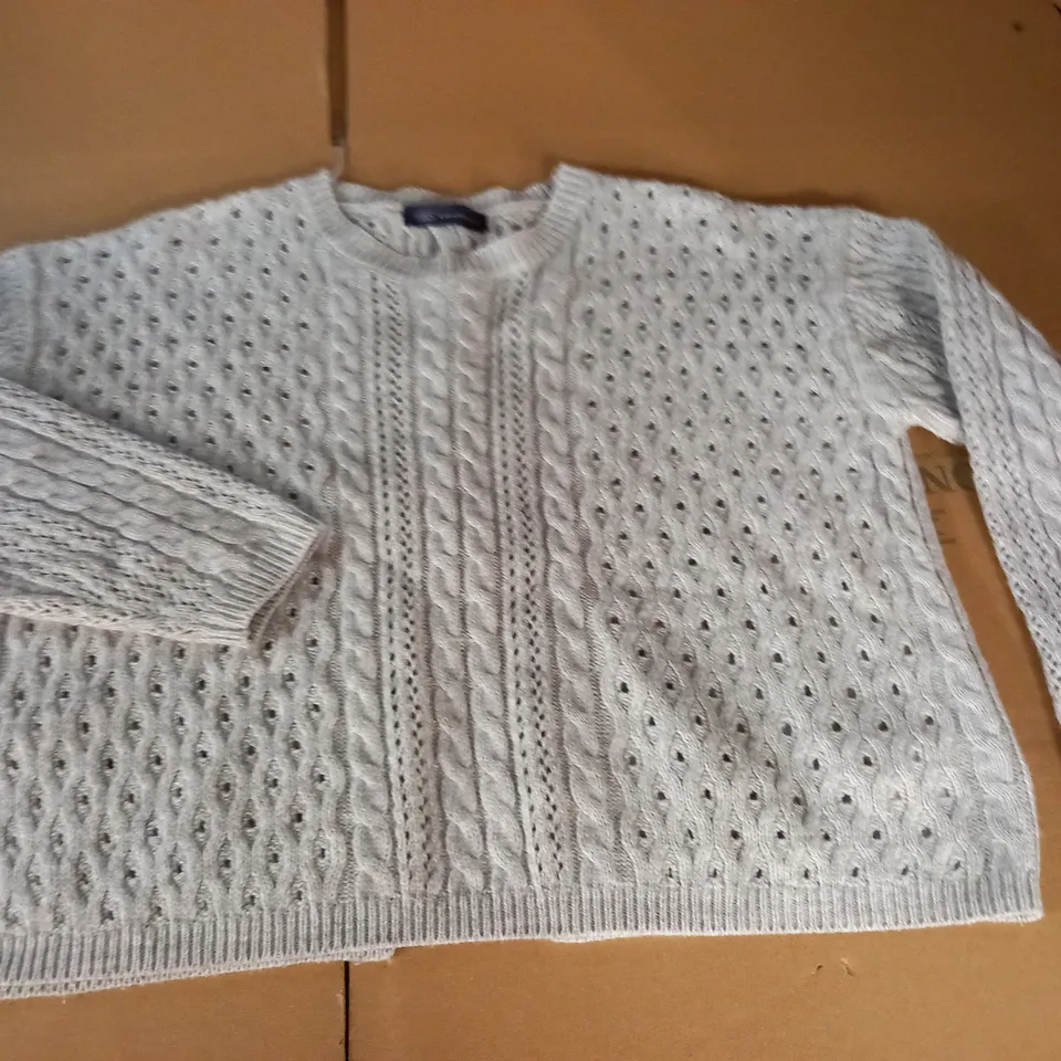 H&M GREY KNITTED JUMPER - UK 14