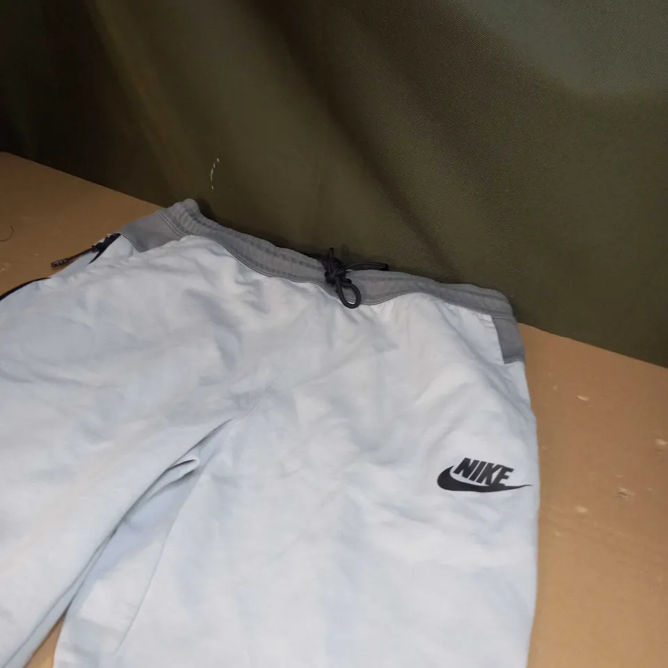 MENS NIKE LOGO TRACKSUIT BOTTOMS SIZE L
