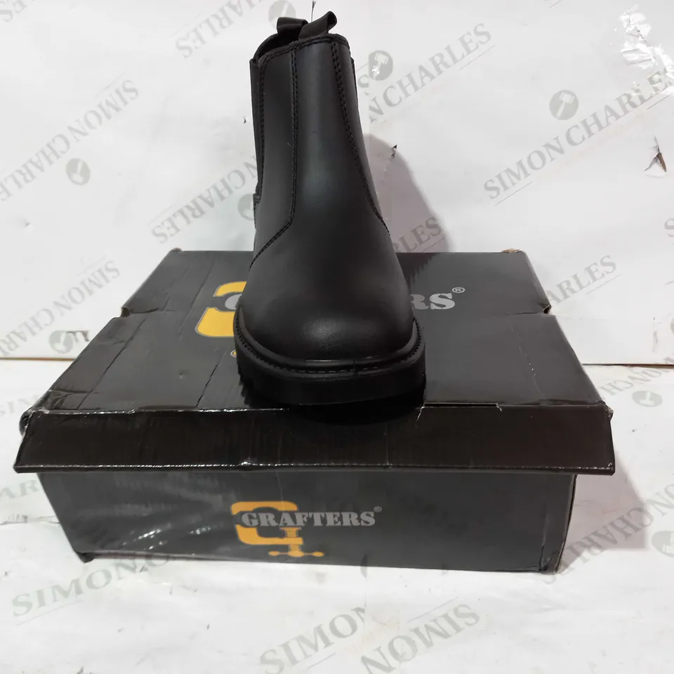 BOXED PAIR OF GRAFTERS GRINDER SAFETY BOOTS IN BLACK UK SIZE 9