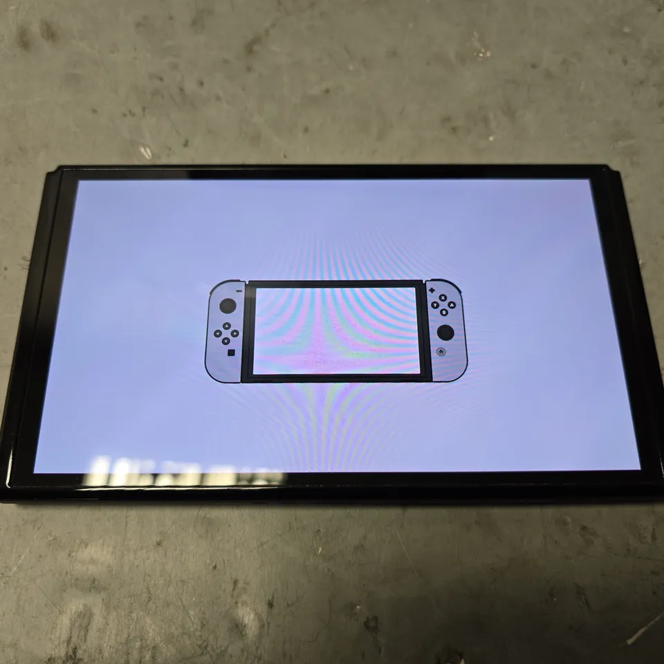 NINTENDO SWITCH OLED GAMING CONSOLE 