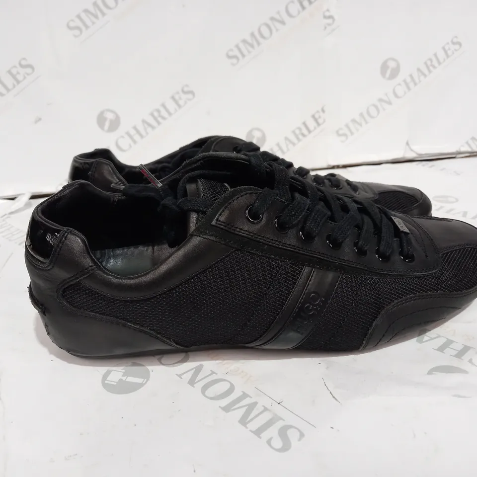 BOSS SATURN LOWP TRAINERS BLACK - SIZE UK 7.5