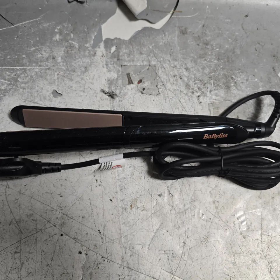 BOXED BABYLISS TITANIUM PEARLESCENT 235