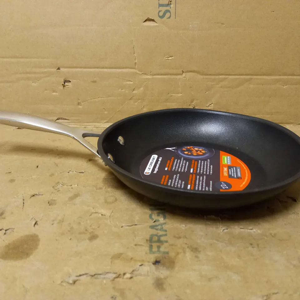 LE CREUSET TOUGHENED NON-STICK FRYING PAN