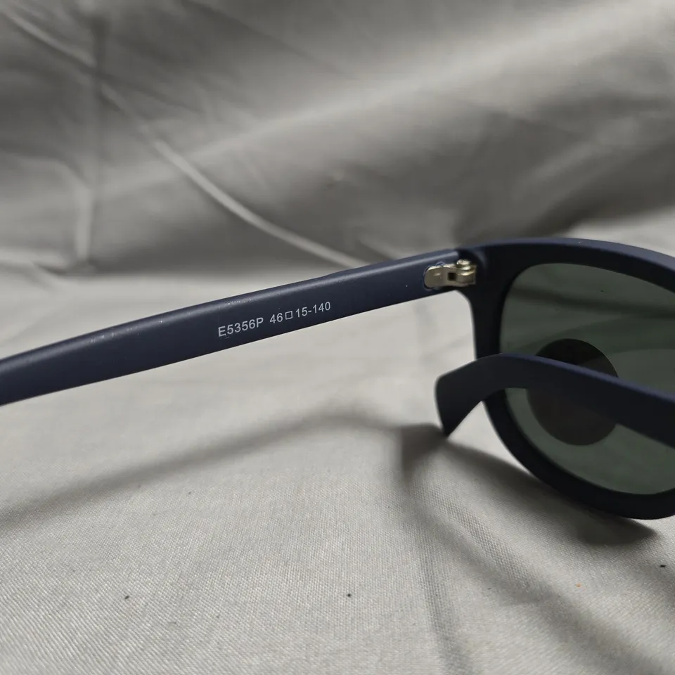 RAY-BAN E5356P SUNGLASSES – NAVY BLUE FRAME, POLARIZED, WITH CASE
