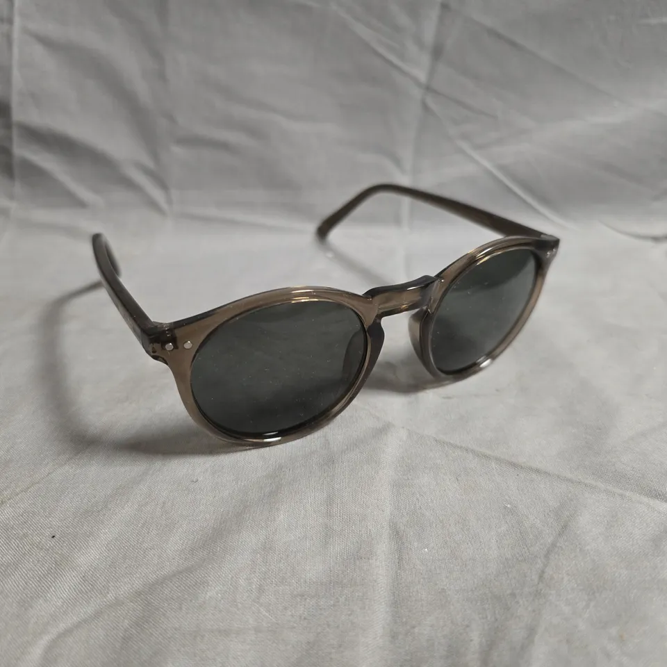 MELLER SUNGLASSES - ROUND TORTOISE FRAMES (BOXED)