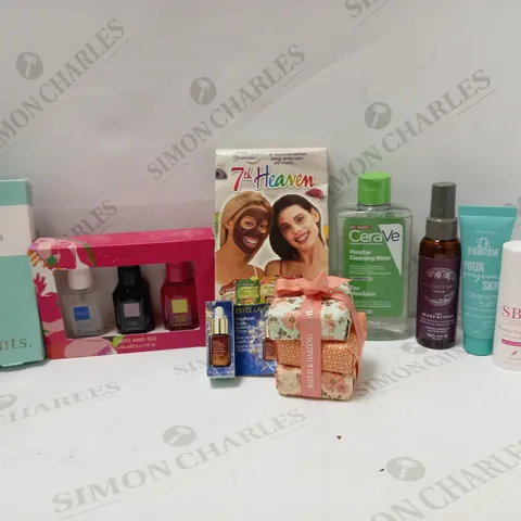 LOT OF APPROX 10 ASSORTED BEAUTY ITEMS TO INCLUDE TED BAKER BODY SPRAYS, ESTEE LAUDER NIGHT REPAIR SERM, AVON PILLOW MIST, ETC
