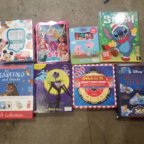 PALLET CONTAINING ASSORTED CHILDRENS ACTIVITY BOOKS/SETS INCLUDING DISNEY BEDTIME STORIES, BULLSEYE BULLY'S QUIZ BOOK, THE GRUFFALO AND FRIENDS GIFT COLLECTION, PEPPA PIG TATTLE TALES & PAW PATROL BUS