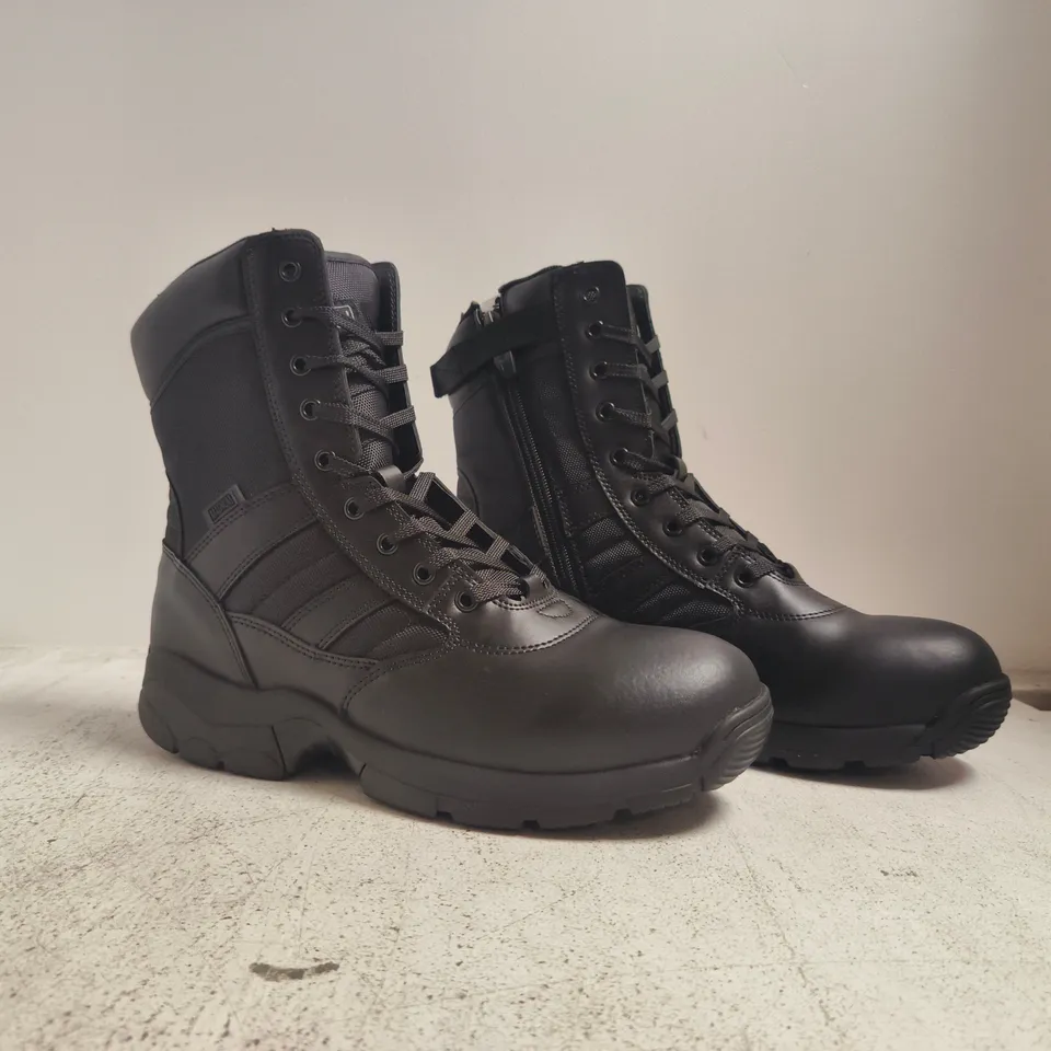 BOXED PAIR OF MAGNUM PANTHER 8.0 SIDE-ZIP UNIFORM BOOTS IN BLACK SIZE UK 11