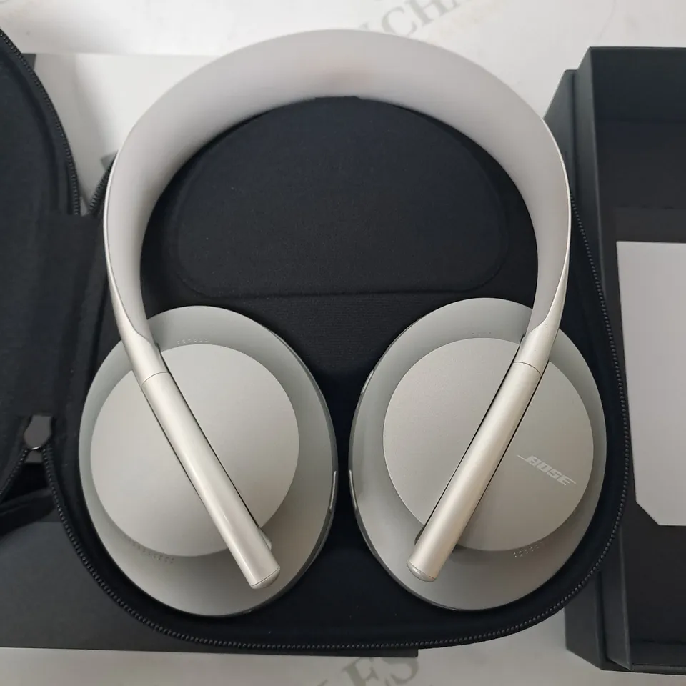 BOXED BOSE NOISE CANCELLING 700 HEADPHONES