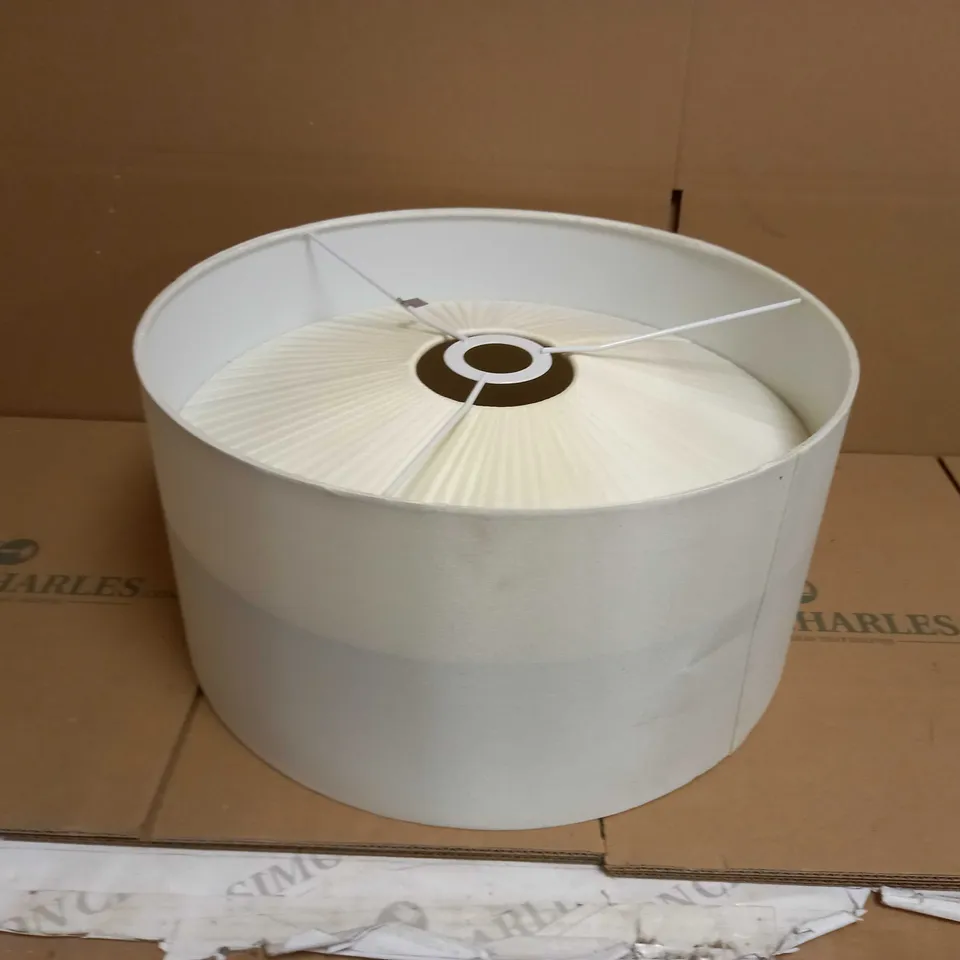 DESIGNER STYLE WHITE LIGHT SHADE 