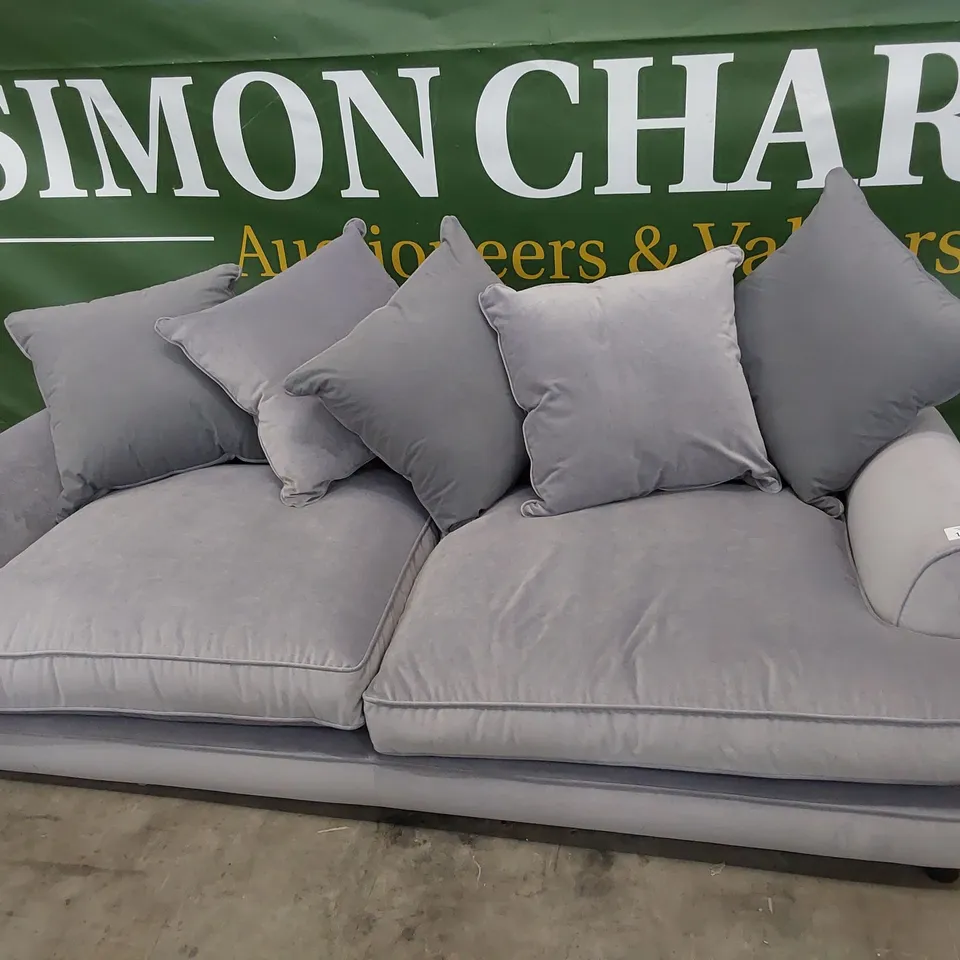 QUALITY BRITISH DESIGNER LOUNGE Co. THREE SEATER SOFA WITH SCATTER CUSHIONS SILVER PLUSH FABRIC 